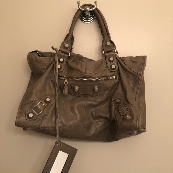 Balenciaga Handbags - Balenciaga Classic City Satchel